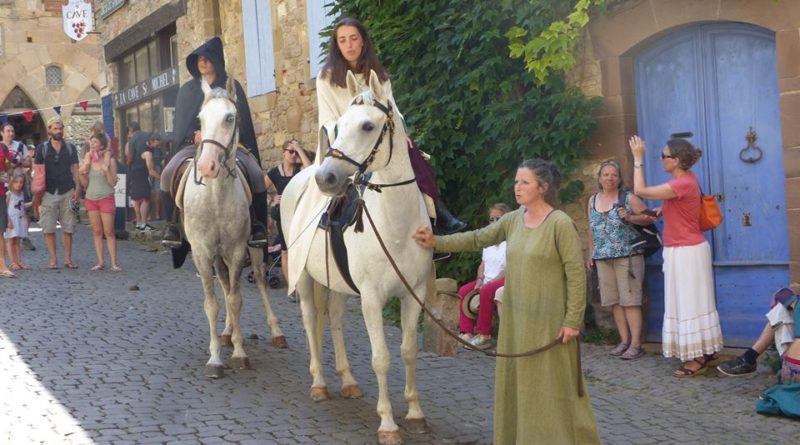 defile_medievales_cordes_2018